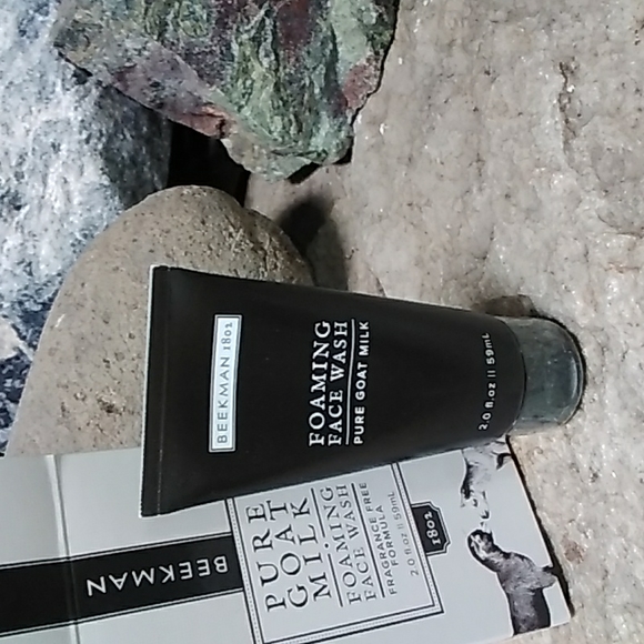 Foam face wash - Picture 3 of 3